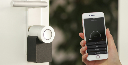 Smart Homes & IoT